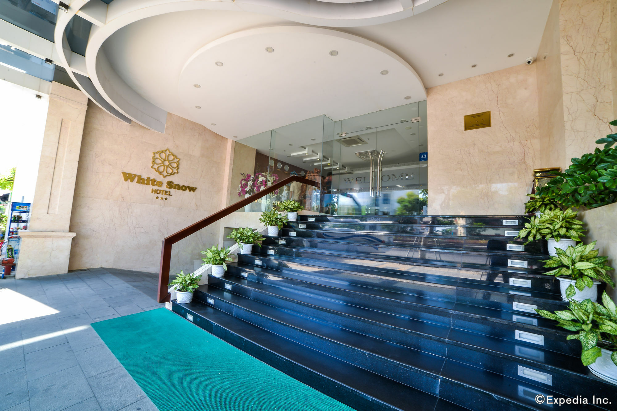White Snow Hotel Da Nang Exterior photo